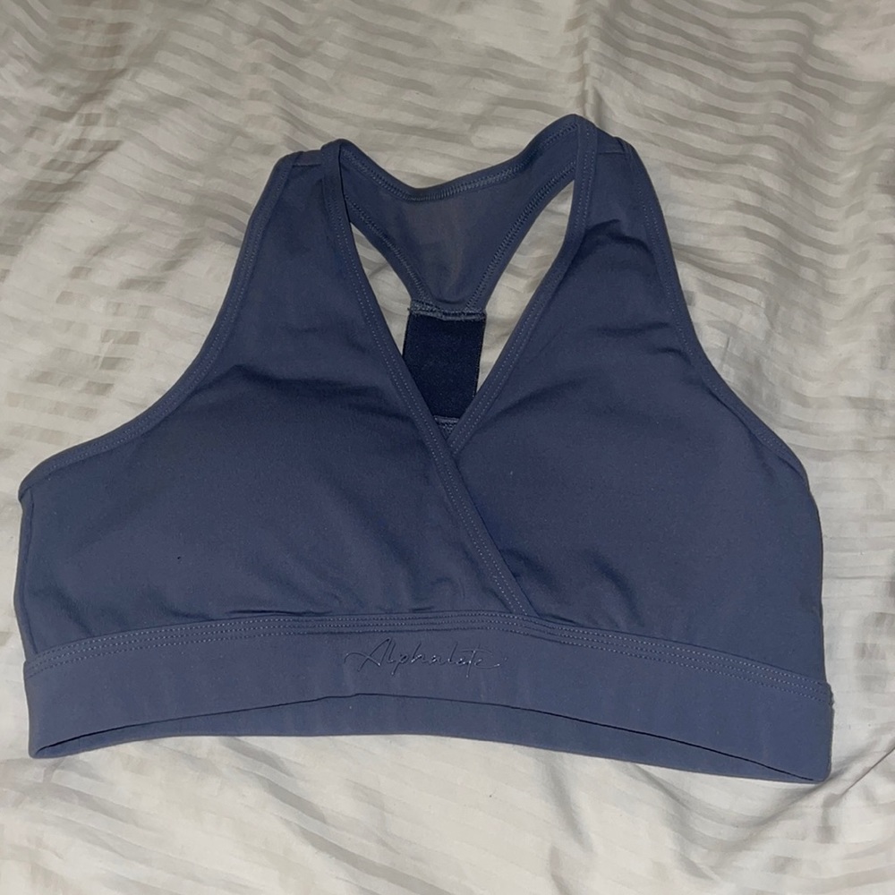 Alphalete sports bra